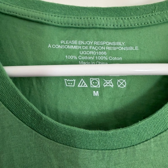 Guinness Beer Green Tee with Pint Design - Picture 4 of 5